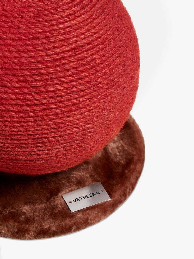 VETRESKA CHERRY CAT SCRATCHING BALL